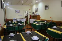 Hotel Estoril Porto - Aamiainen