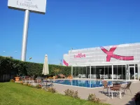 Limapark Hotel - Pools