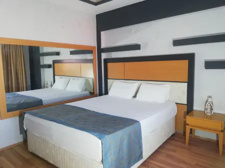 Ünaten Otel Отели в г. Dokuz Eylul Mahallesi