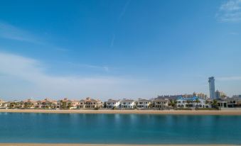 Lux Holiday Home - Frond E 1