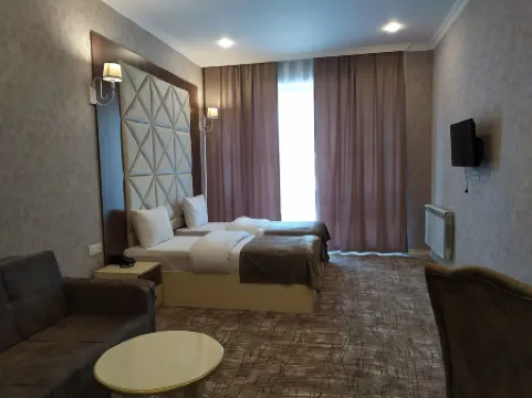 The Clocktower Hotel Отели рядом с достопримечательностью «Баладжары»