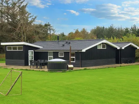 8 Person Holiday Home in Lokken-by Traum