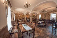 Hotel Svatojánský Dvůr Hotels in Predboj