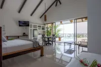 Akua Suites Ocean View Hotels in Tarcoles