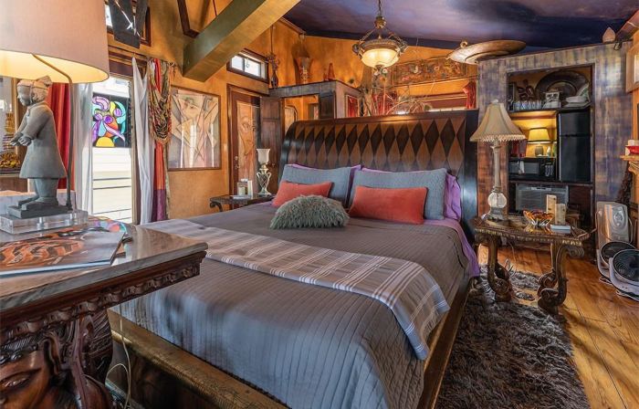 Come Friday Cottages
