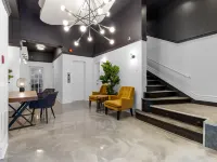 Le Sand & Stone Hotel Hotels near Quartier des spectacles
