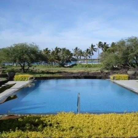 Luxury Beach Front Villa - Kolea