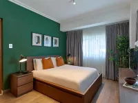 Central Park Tower Hotels near CEDIMAT