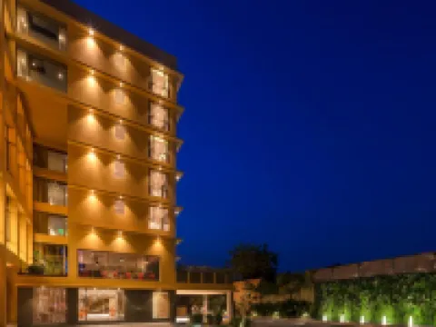 Hotel Binori Hotels near Vastrapur Lake Garden