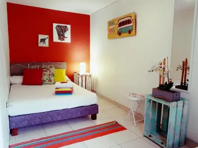 The Pelican Larry Hostel Hotels in 