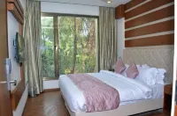 Hotel Meadows Hotels in Varanasi