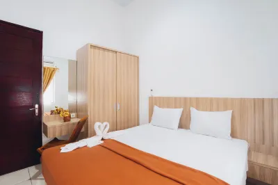 Sapadia Villa Club House Sunggal Hotels in 