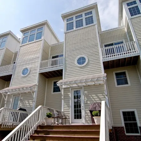 Luxury & Location in New Buffalo - Downtown, Close to Beach, Private Pool