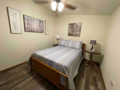 The Nook on Sunshine Hill--minutes to Crater of Diamonds and Historic Washington Hotels in Howard County