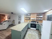 Cozy 2/2.5 Condo-Close to Lifts-Walk or Ride Shuttle Route-WiFi-Family Friendly