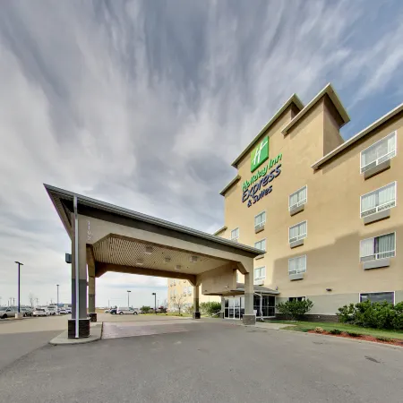 Holiday Inn Express & Suites EDMONTON-INTERNATIONAL AIRPORT by IHG