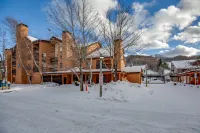 Ski on/Off Access and Stunning Views - Charming Mountain Retreat Hotels in Mendon