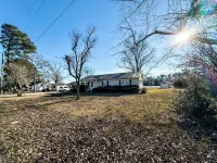 New! Lakefront Hideaway - Peaceful & Serene & Filled w Nature