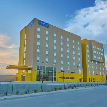 City Express by Marriott Tijuana El Florido Hotels near Maclovio Rojas
