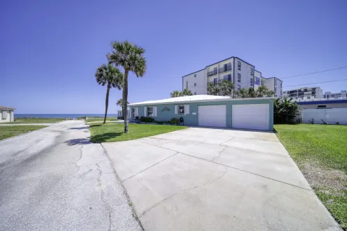 Ocean Breeze Beach Bungalow