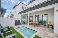Private Plunge Pool and Open Plan Living - Beautiful Family Villa