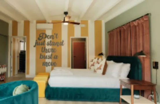 Mod Retreat in Vibrant Palm Springs