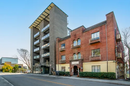 Chic Condo with Stylish Interiors and Smart TV - Inviting Downtown Retreat