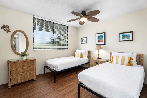 Expansive Ocean Views and Resort Amenities - Stunning Coastal Retreat