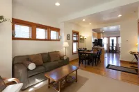 Vaulted Ceilings and BBQ Deck with Scenic Views - Stunning Oasis