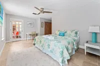 Heated Saltwater Pool and Tranquil Neighborhood - Stunning Retreat