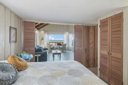 Boona Vista|Lake Michigan Beach Front Cottage Hotels in Glen Arbor