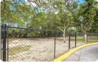 Tranquil 2-bedroom condo in Ocean Springs with fitness room, WiFi