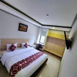 Hyper Inn
