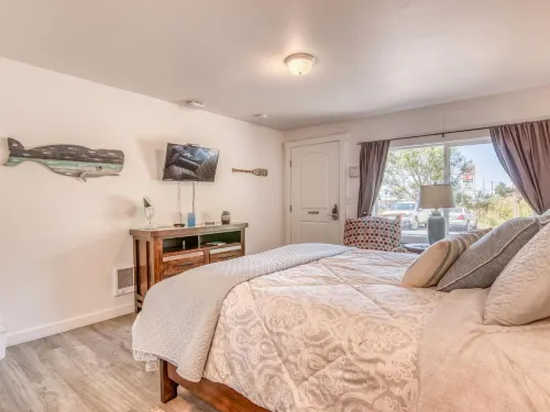 Cozy Retreat - Coffee Maker, Wifi, Ocean Views Hotels in Gleneden Beach