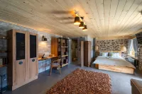 Dandy Villas Karpenisi Complex - Lux Chalets - Inflatable Pool-Hot Tub