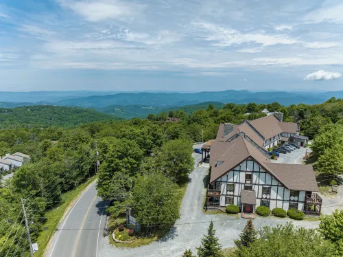 4 Seasons at Beech Mountain Hotels in Roan Mountain