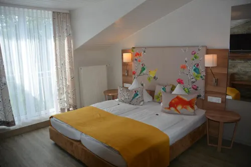 Alpina Hotel - 3-Star