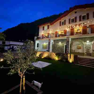 Clementenia Hotel Exterior