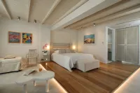 Iria Beach Art Hotel Hôtels à : Agia Anna Naxos