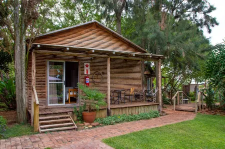 Destiny Inn Lodge Отели в г. Polokwane Local Municipality