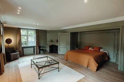 Charl's Hotels near WARNIER bvba