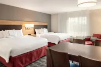 TownePlace Suites Milwaukee Grafton Hotel a 