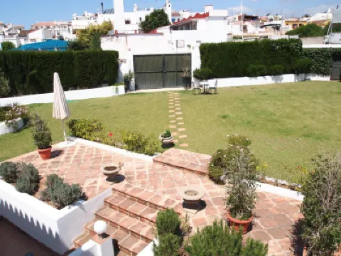 Hostal Tres Soles Hotel di 