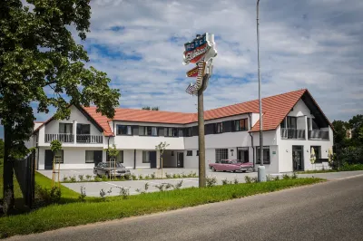Motel Eldorado Hotels near Kozi Hradek - Mikulov