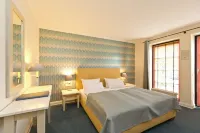 Hotel ARTE Schwerin Hotel dekat Schwerin Hauptbahnhof Railway Station