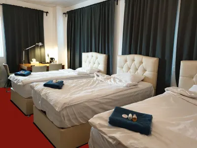Patrician Hotel Hotels near ÖoB