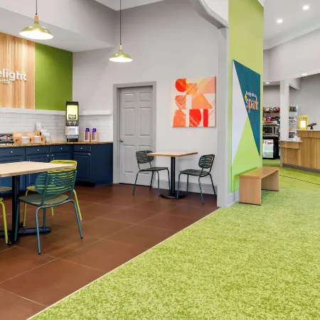 Spark by Hilton Daleville Roanoke North Отели в г. Ботетот
