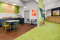 Spark by Hilton Daleville Roanoke North Hotels in Botetourt County