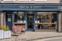 Break & Brut Hotels in Maintenon