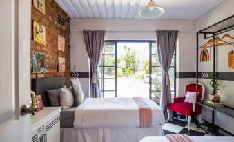 Retro-Vintage New Yorker Apartment in Centurion
